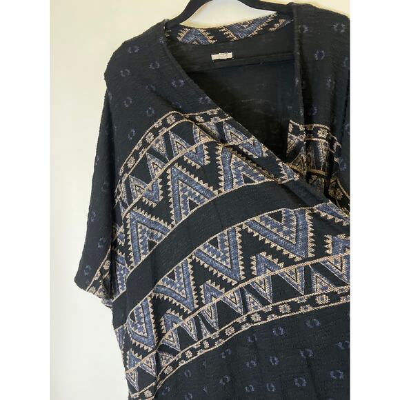 UO Urban Outfitters Ecote Bohemian Fringe Long Shawl Poncho Sweater - Picture 5 of 15